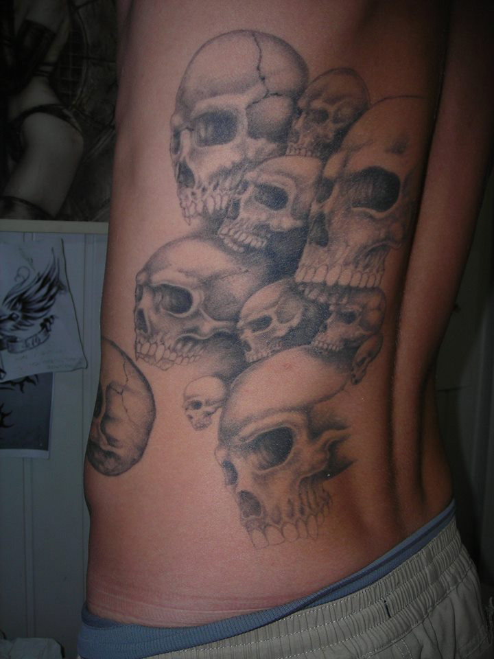 Tatouages tête de mort - Tattoo Studio