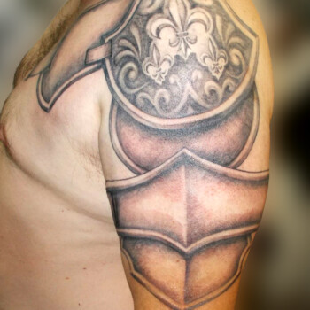 Tatouage armure en trompe l'œil, effet réaliste 3D