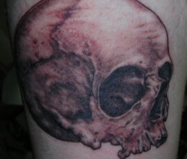 Nos réalisations de tatouage sur le thème tête de mort Nos réalisations de tatouage sur le thème tête de mort