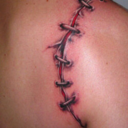 Nos réalisations de tatouage trompe l'œil : réalisme, effet 3D... Nos réalisations de tatouage trompe l'œil : réalisme, effet 3D...